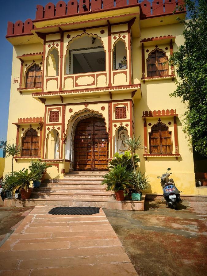 Hotel Green Haveli - A Heritage And Hill View Hotel , Пушкар Екстериор снимка