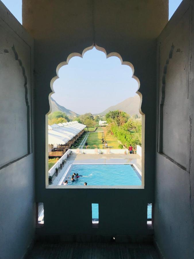 Hotel Green Haveli - A Heritage And Hill View Hotel , Пушкар Екстериор снимка