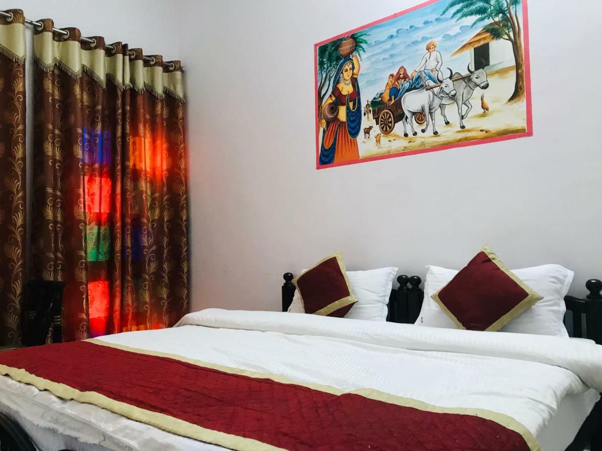 Hotel Green Haveli - A Heritage And Hill View Hotel , Пушкар Екстериор снимка
